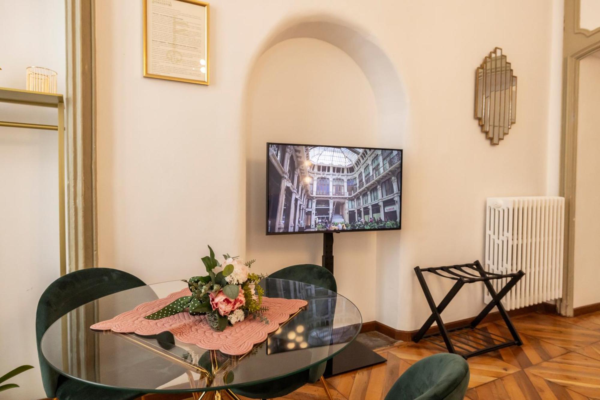 Mercanti E Viaggiatori Torino Exterior foto